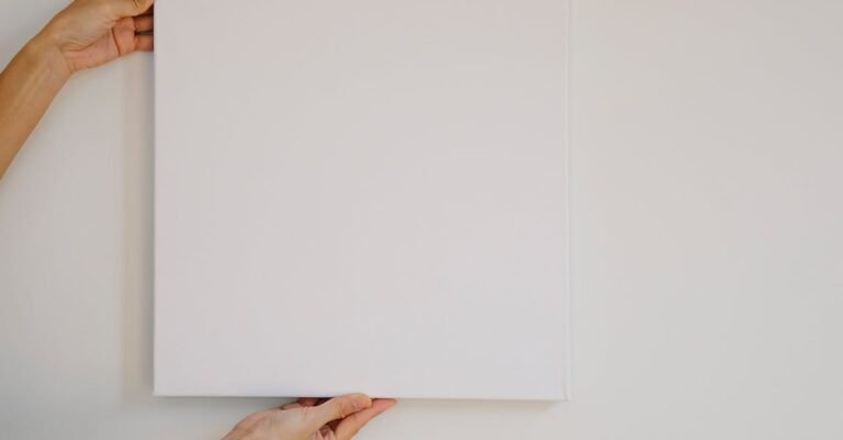 Email Marketing: Reach Out To Your Customers With These Simple Tips